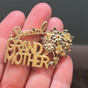 Vintage Danecraft Special Grandmother Brooch Flower Bouquet Mother's Day Nana